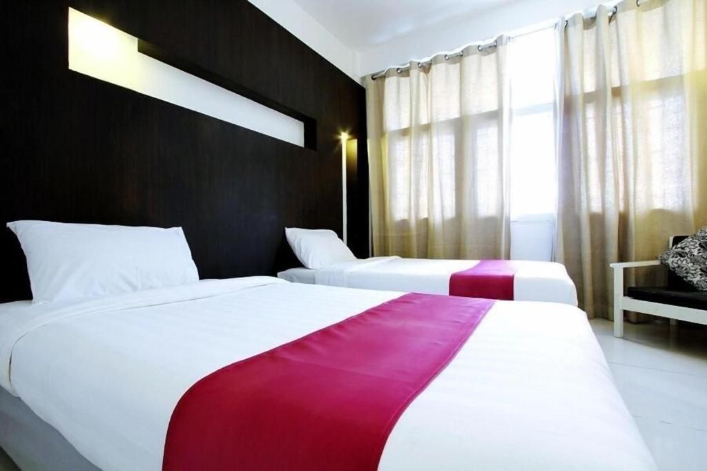 The Ratchathani Hotel Убонратчатхані Екстер'єр фото