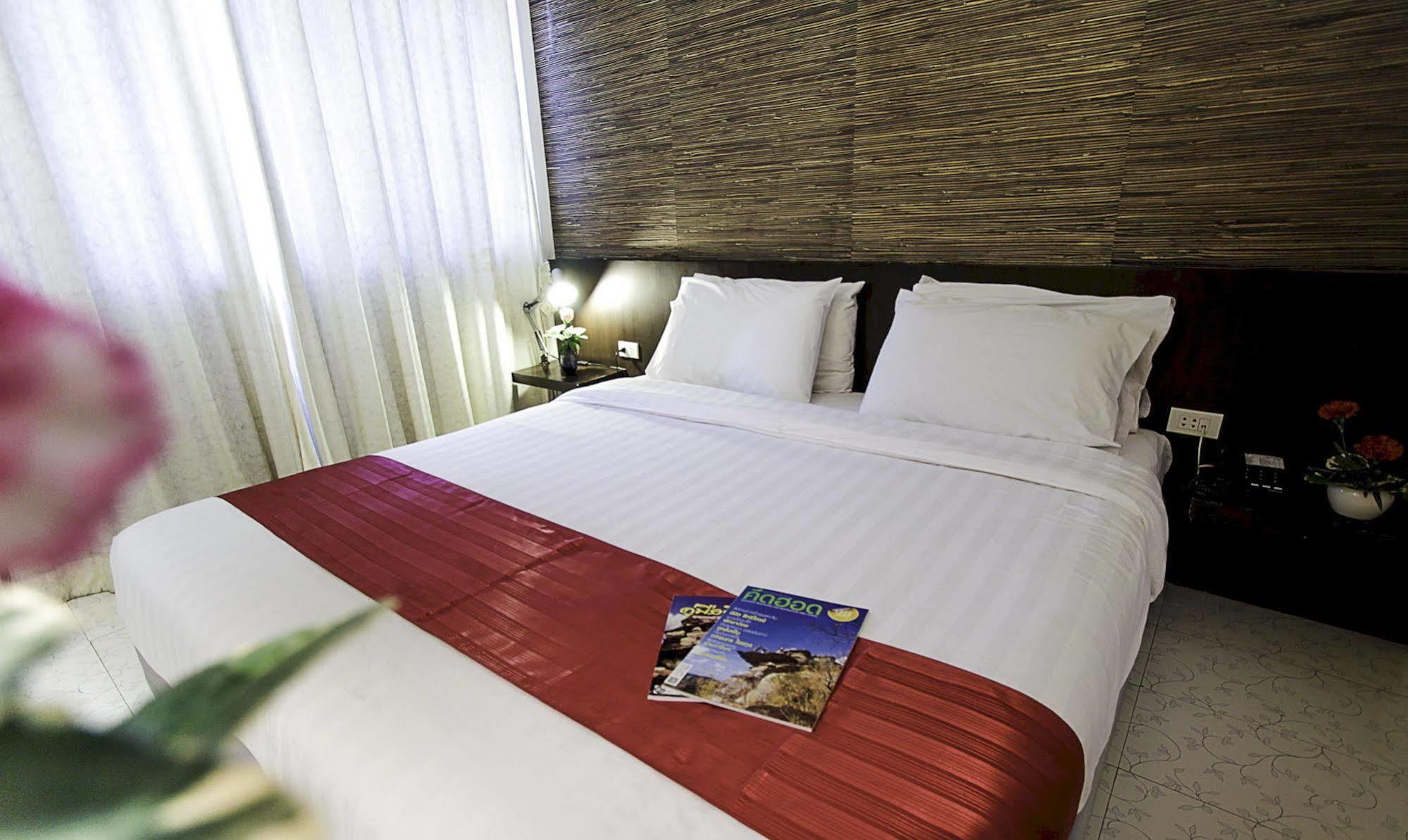 The Ratchathani Hotel Убонратчатхані Екстер'єр фото